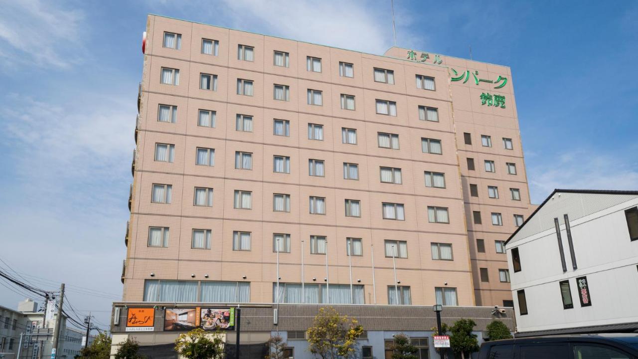 Hotel Green Park Судзука Экстерьер фото